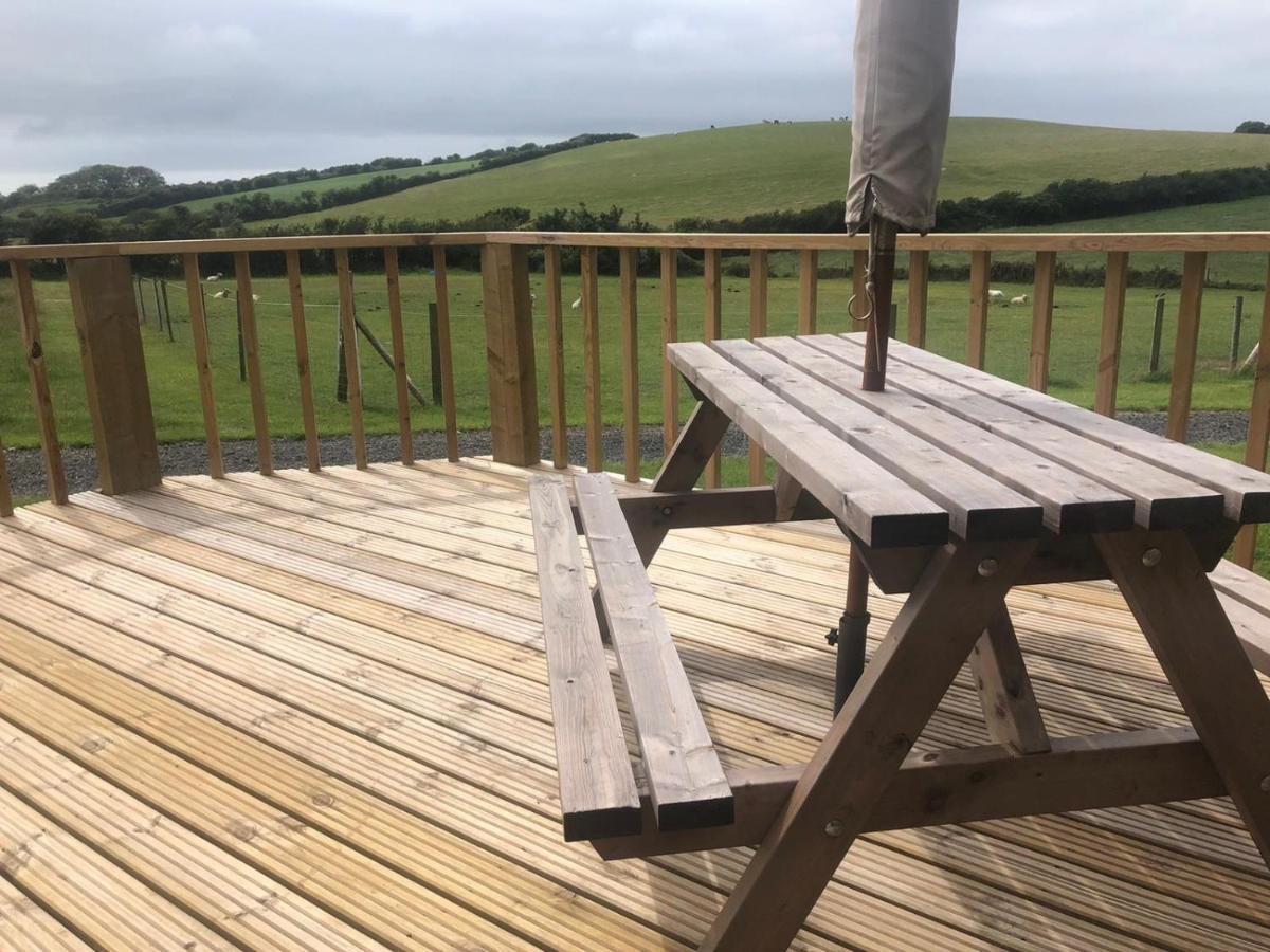 Captivating 2-Bed Static Caravan In Holyhead Llanfachraeth Buitenkant foto